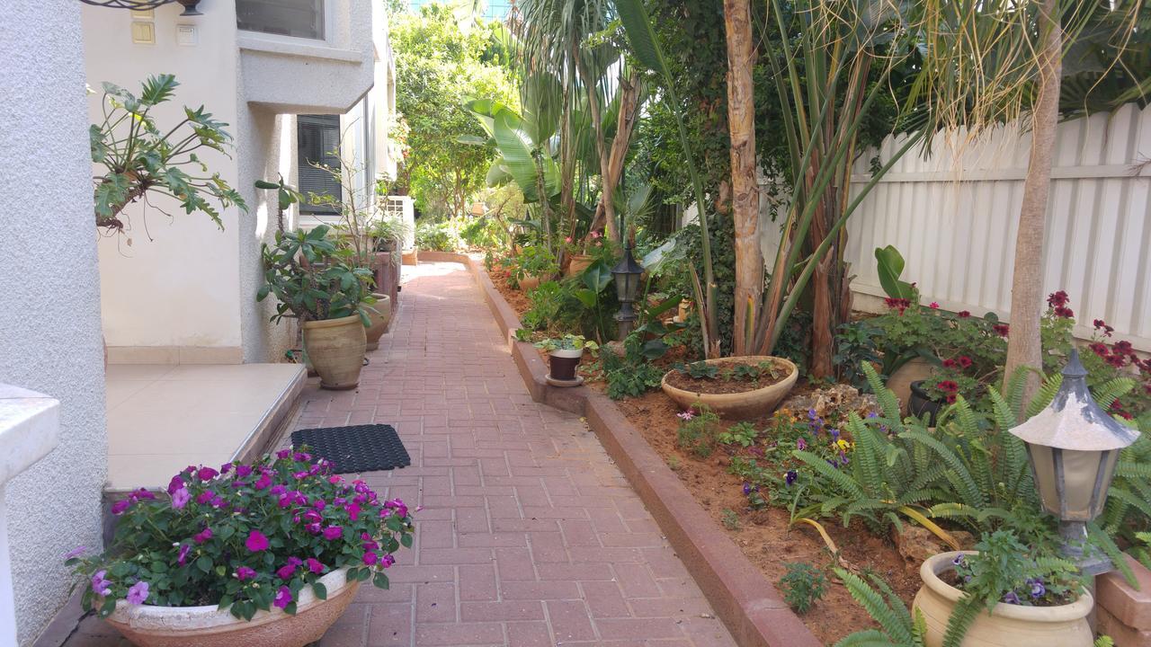 Sabba'S Apartment Kfar Szaba Kültér fotó
